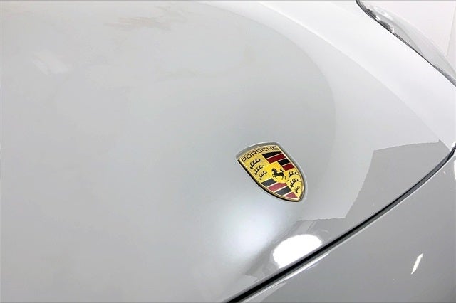 2022 Porsche Cayenne Base
