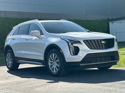 2022 Cadillac XT4 FWD Premium Luxury