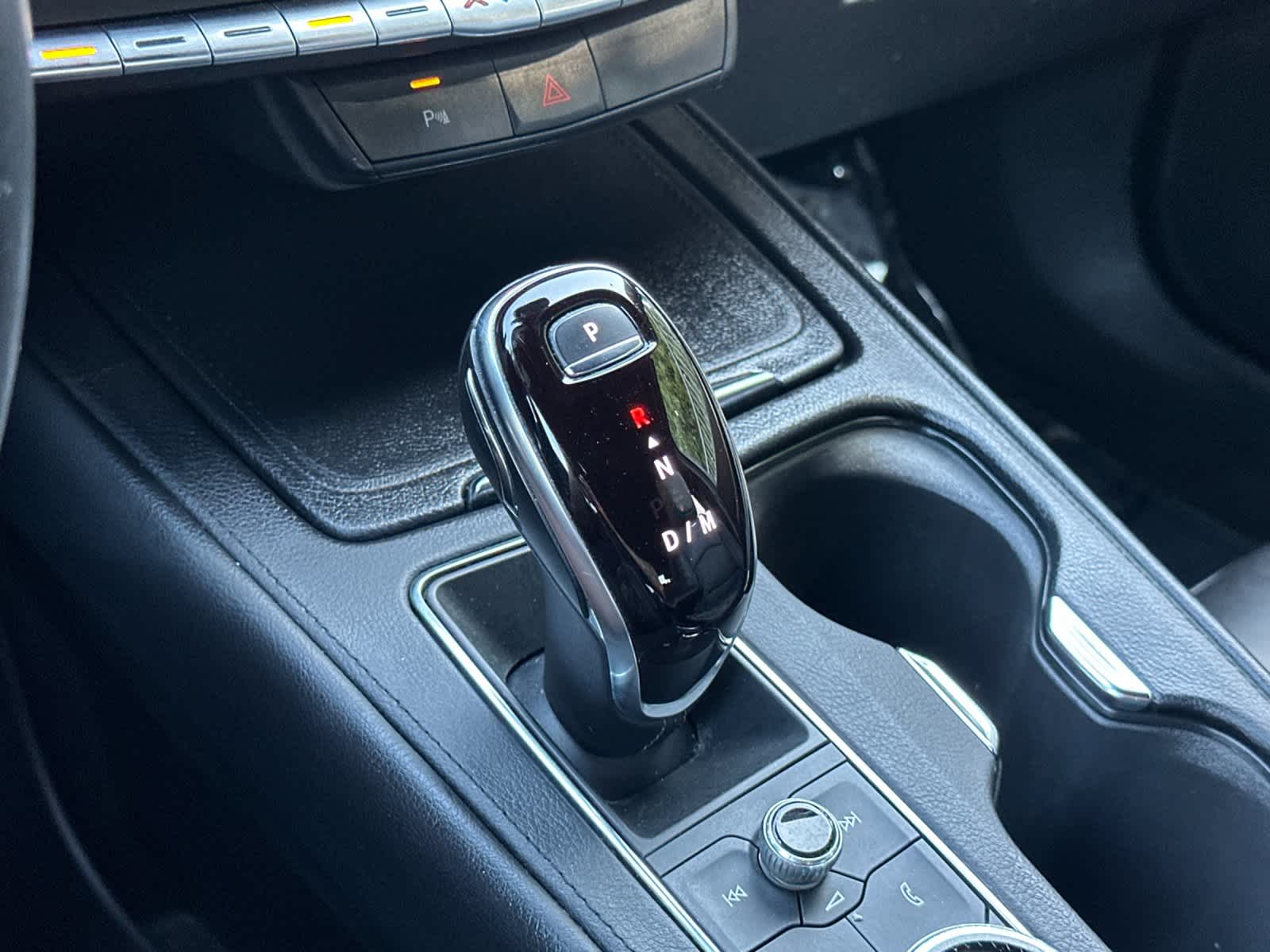 2022 Cadillac XT4 FWD Premium Luxury