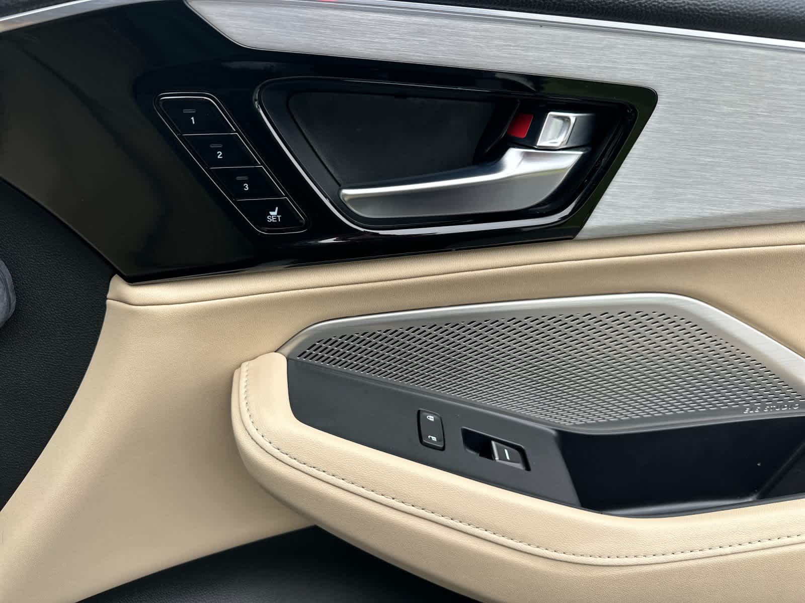 2024 Acura MDX w/Technology Package