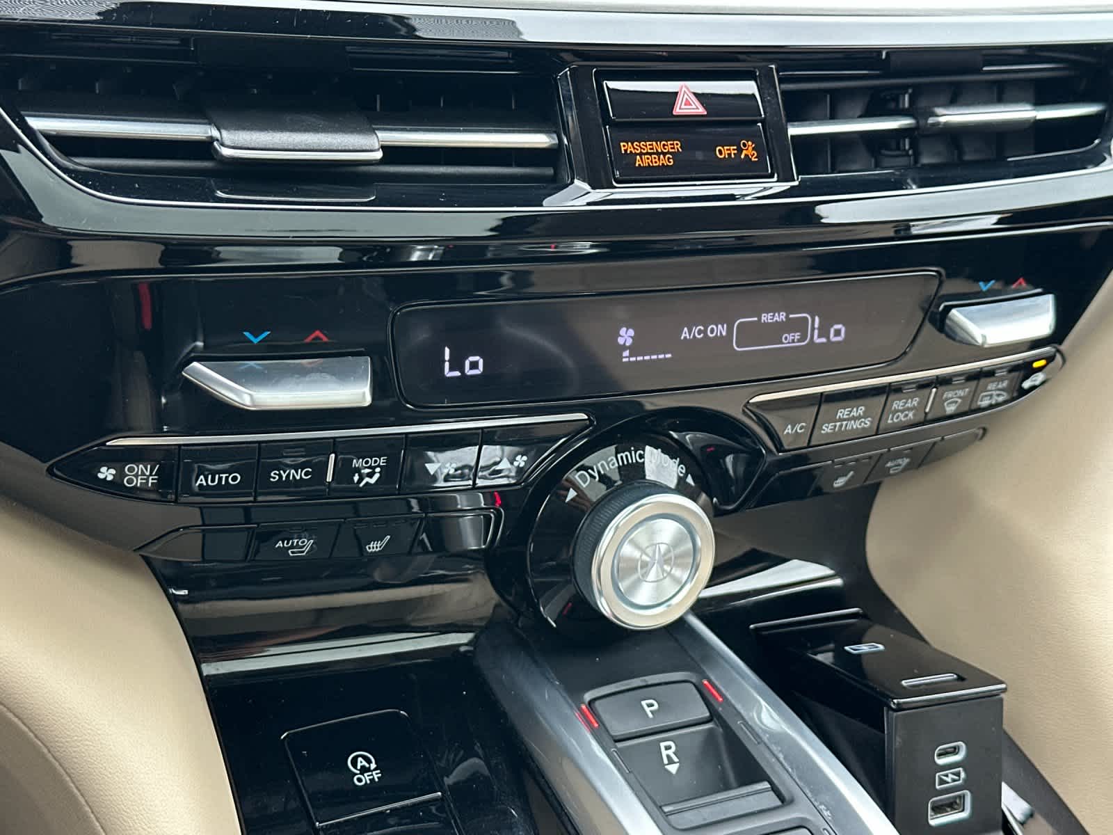 2024 Acura MDX w/Technology Package