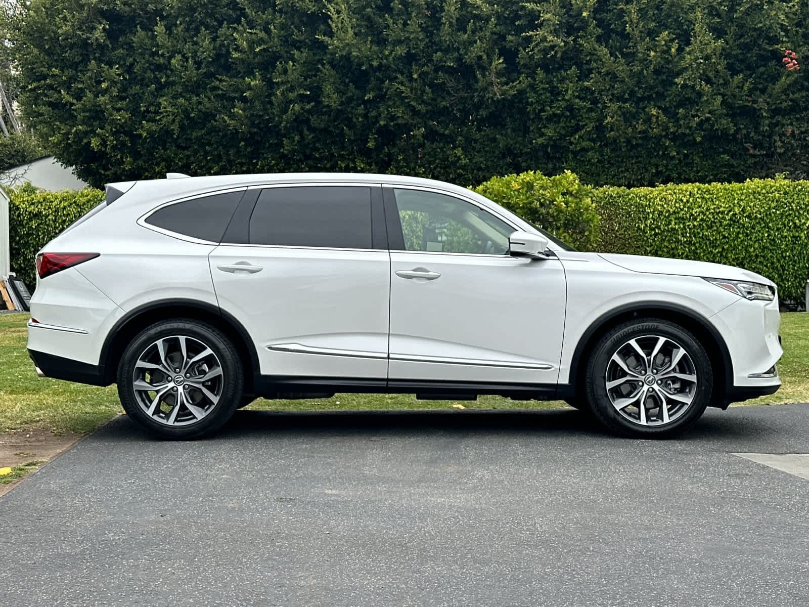 2024 Acura MDX w/Technology Package