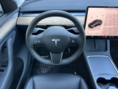 2024 Tesla Model Y Long Range