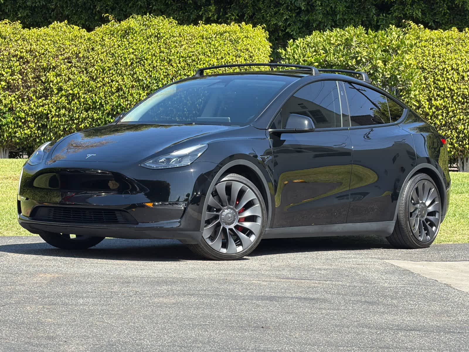 2025 Tesla Model Y Performance