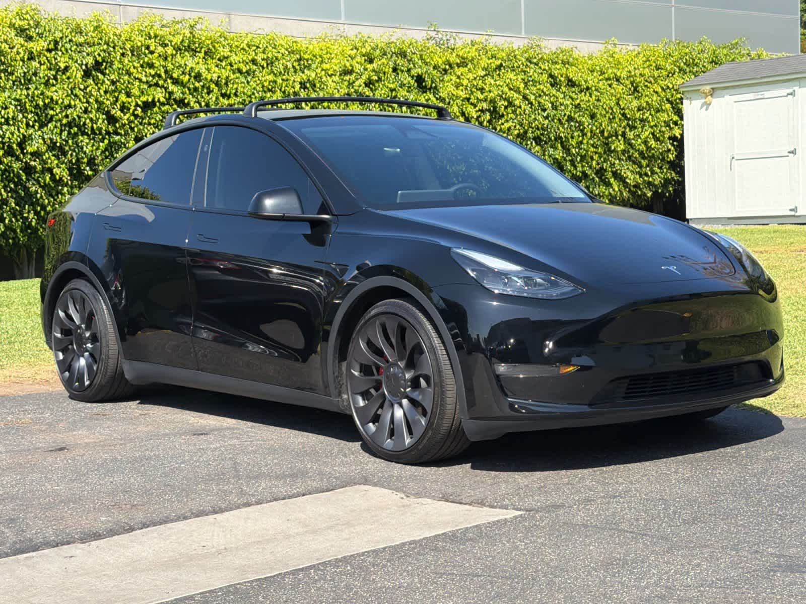 2025 Tesla Model Y Performance