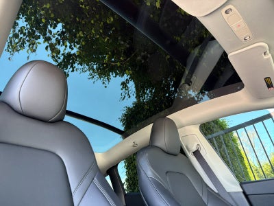 2025 Tesla Model Y Performance