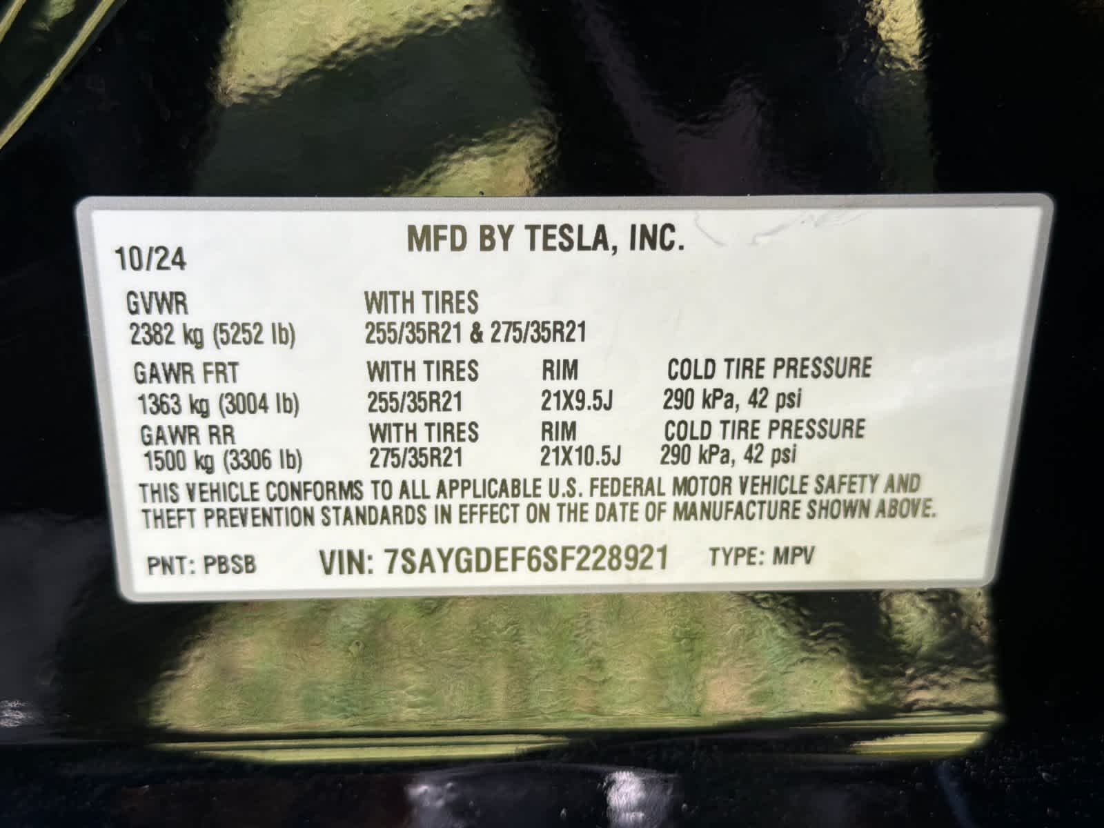 2025 Tesla Model Y Performance