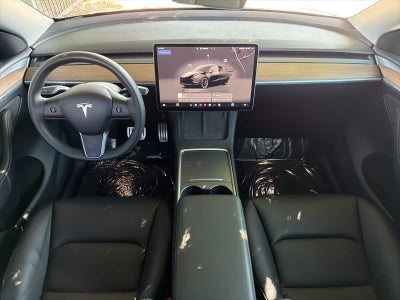 2025 Tesla Model Y Performance
