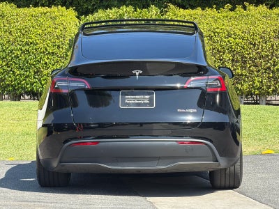 2025 Tesla Model Y Performance
