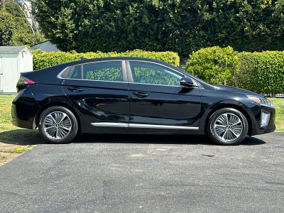 2022 Hyundai Ioniq Plug-In Hybrid SEL