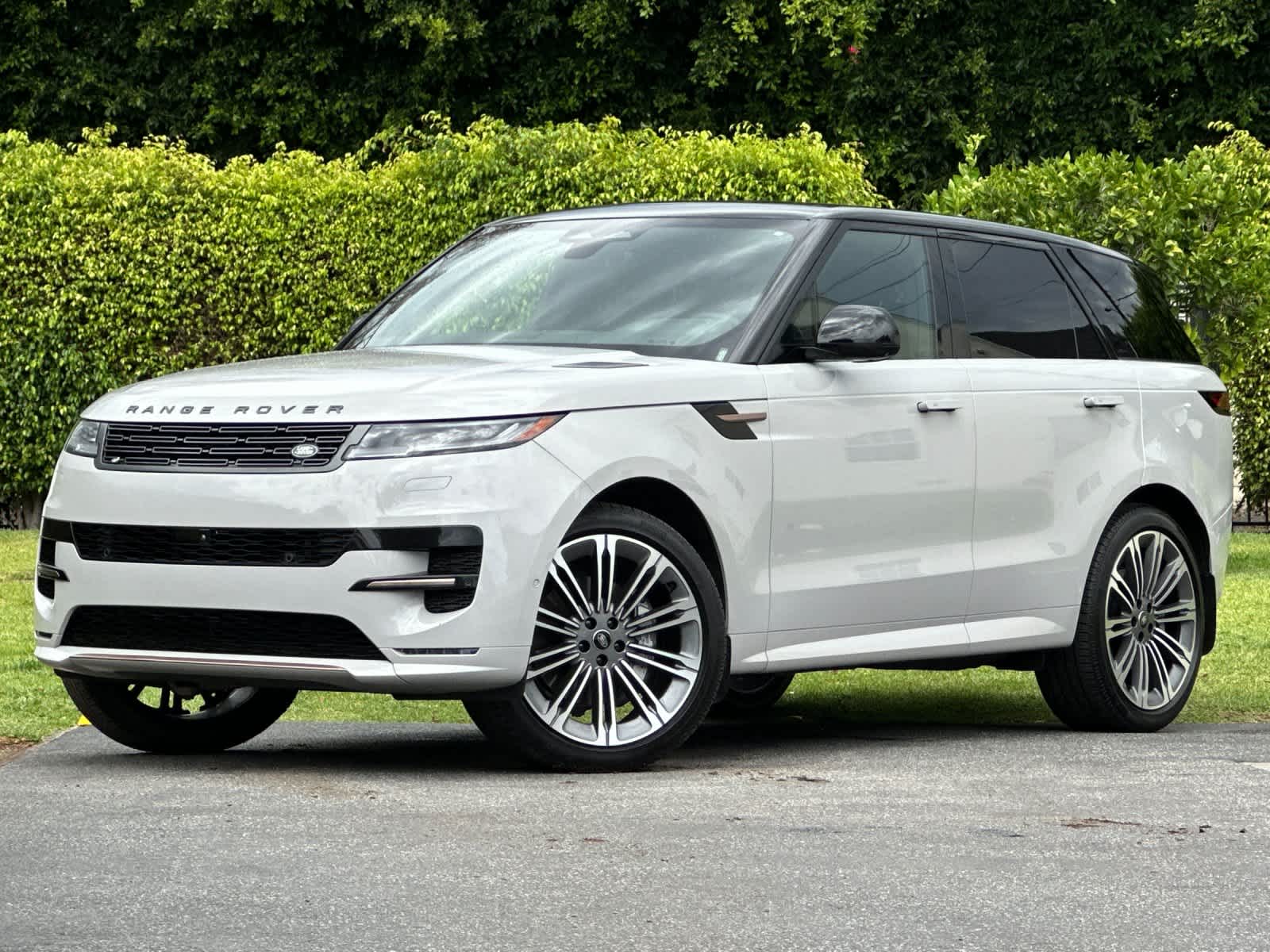 2025 Land Rover Range Rover Sport Dynamic SE
