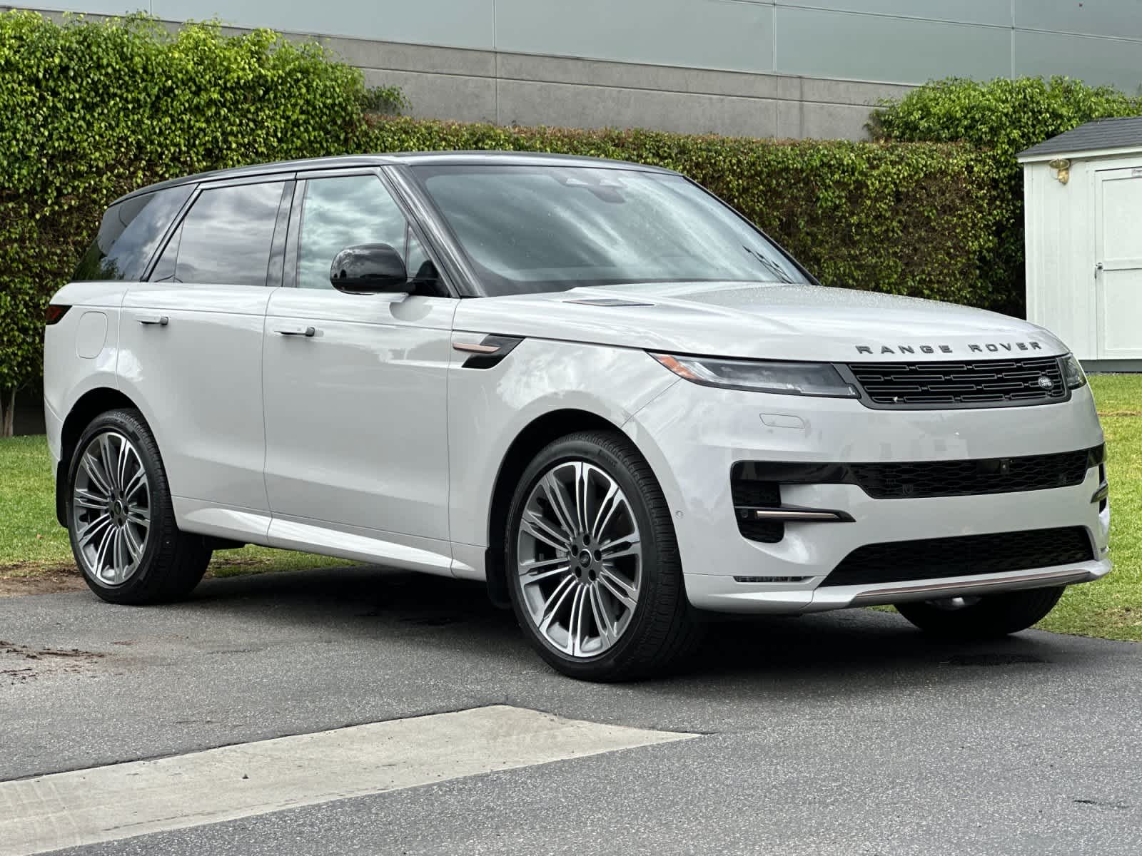 2025 Land Rover Range Rover Sport Dynamic SE