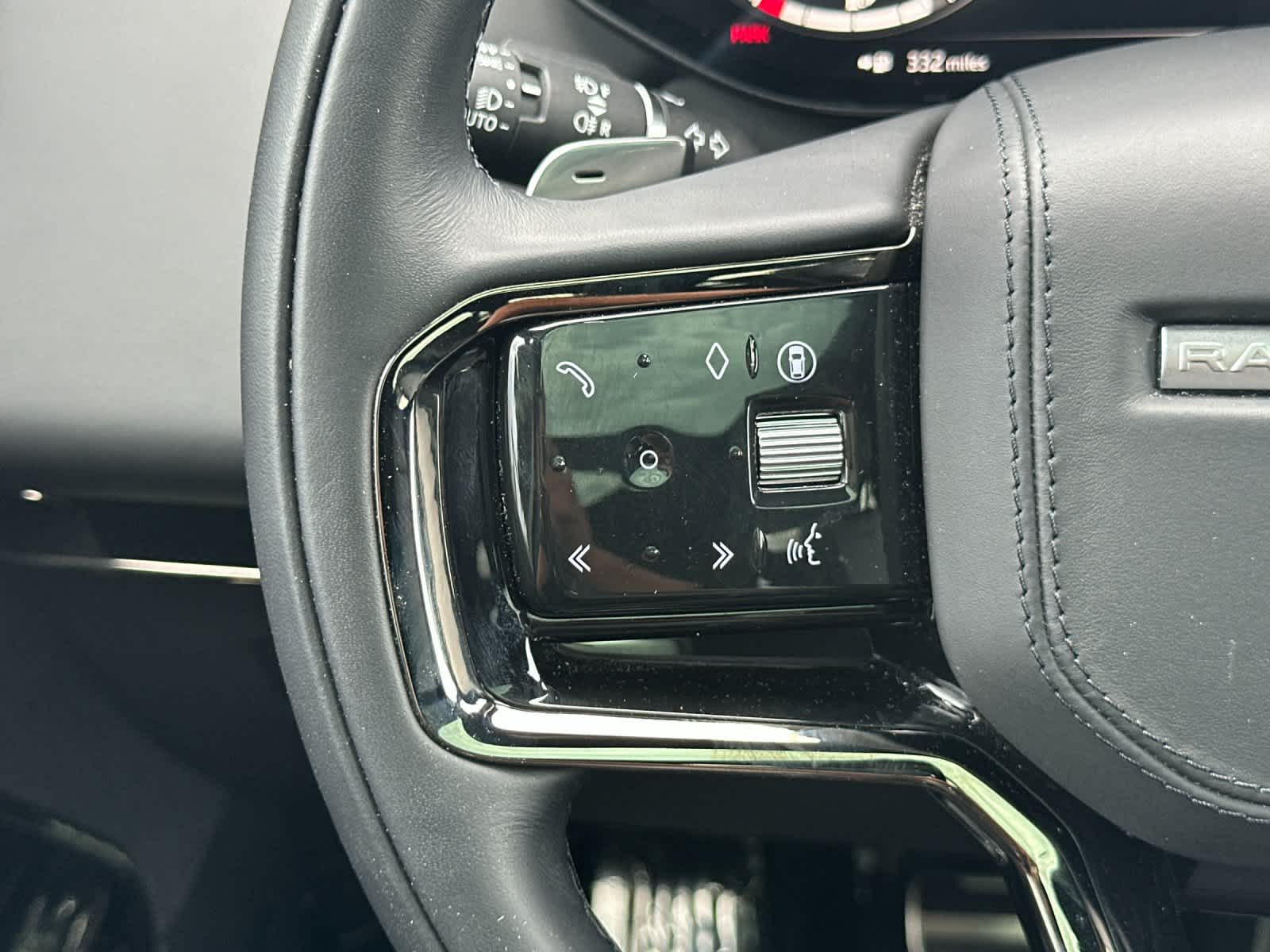 2025 Land Rover Range Rover Sport Dynamic SE