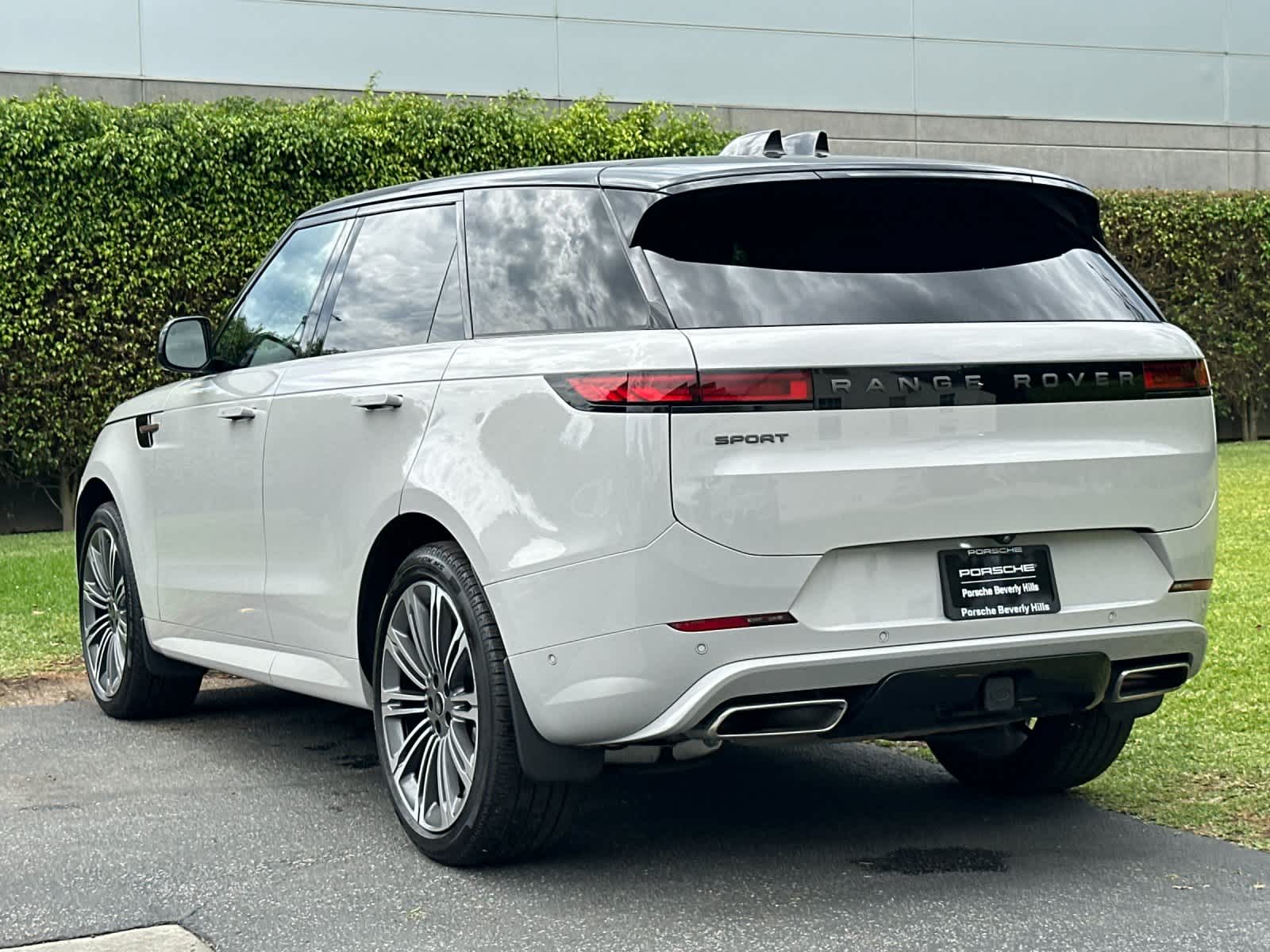 2025 Land Rover Range Rover Sport Dynamic SE