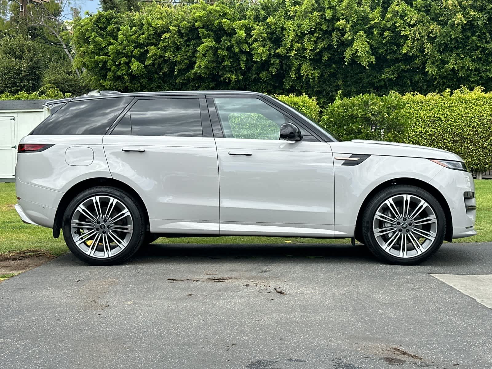 2025 Land Rover Range Rover Sport Dynamic SE