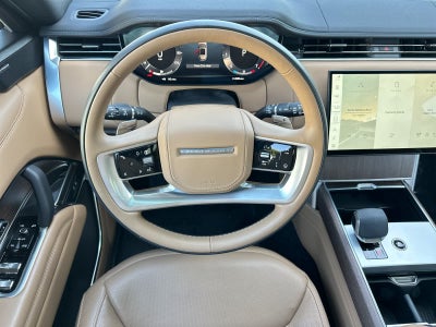 2025 Land Rover Range Rover SE