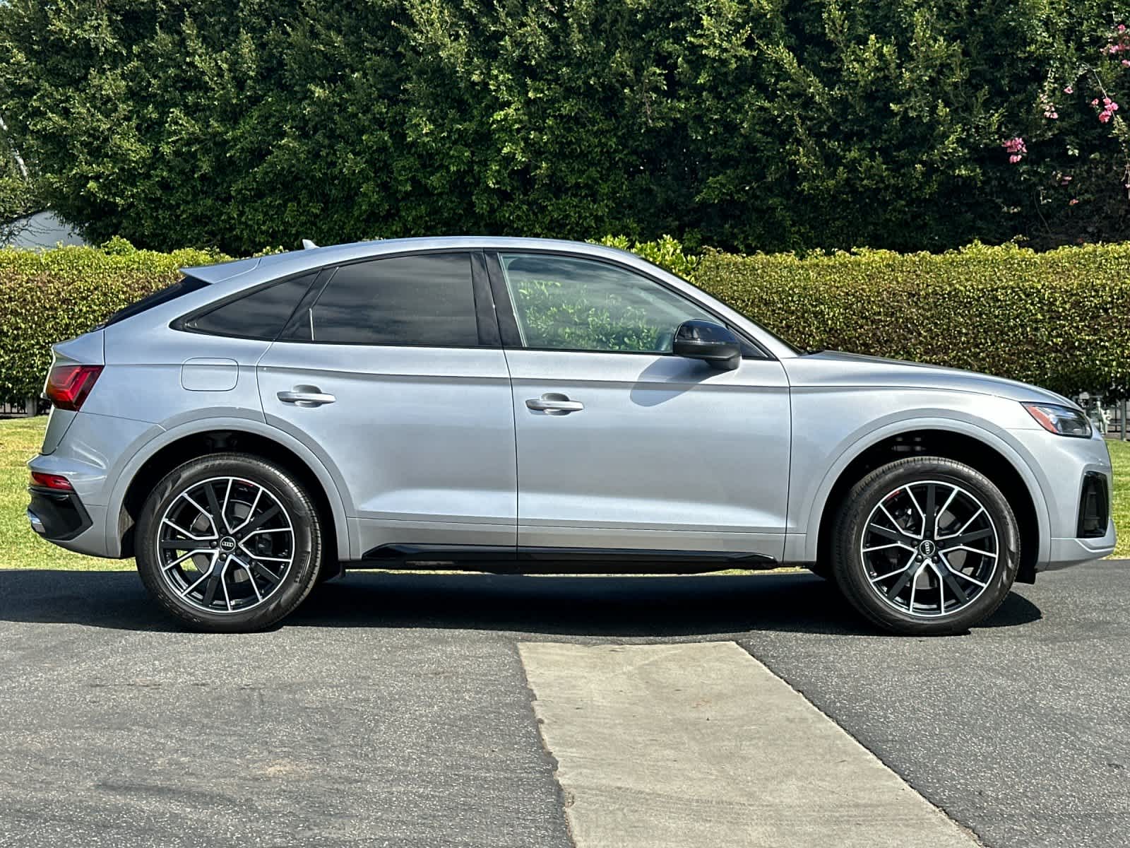 2023 Audi SQ5 Sportback Premium Plus