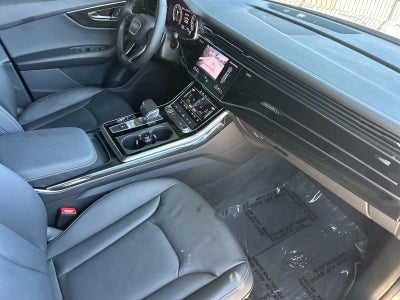2025 Audi Q8 Premium