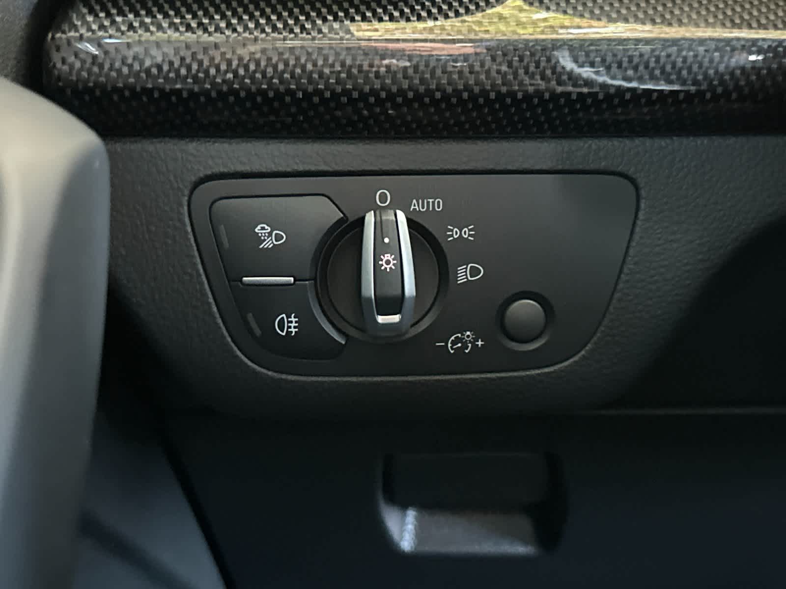 2022 Audi SQ5 Premium Plus