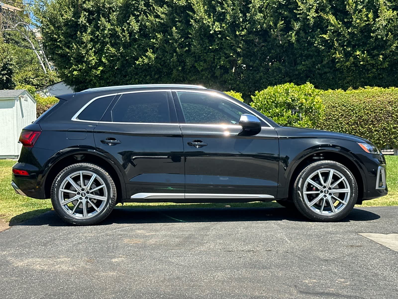2022 Audi SQ5 Premium Plus
