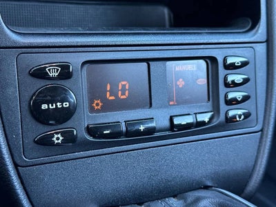 2001 Porsche 911 Carrera