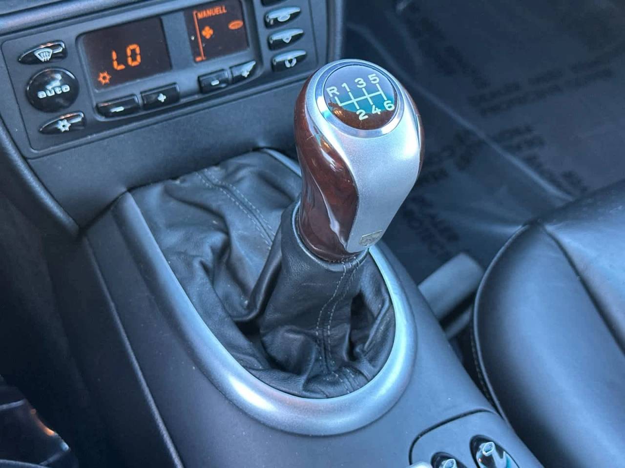 2001 Porsche 911 Carrera