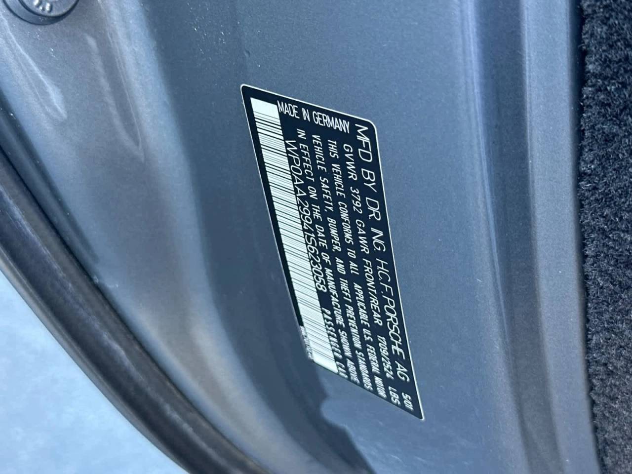 2001 Porsche 911 Carrera