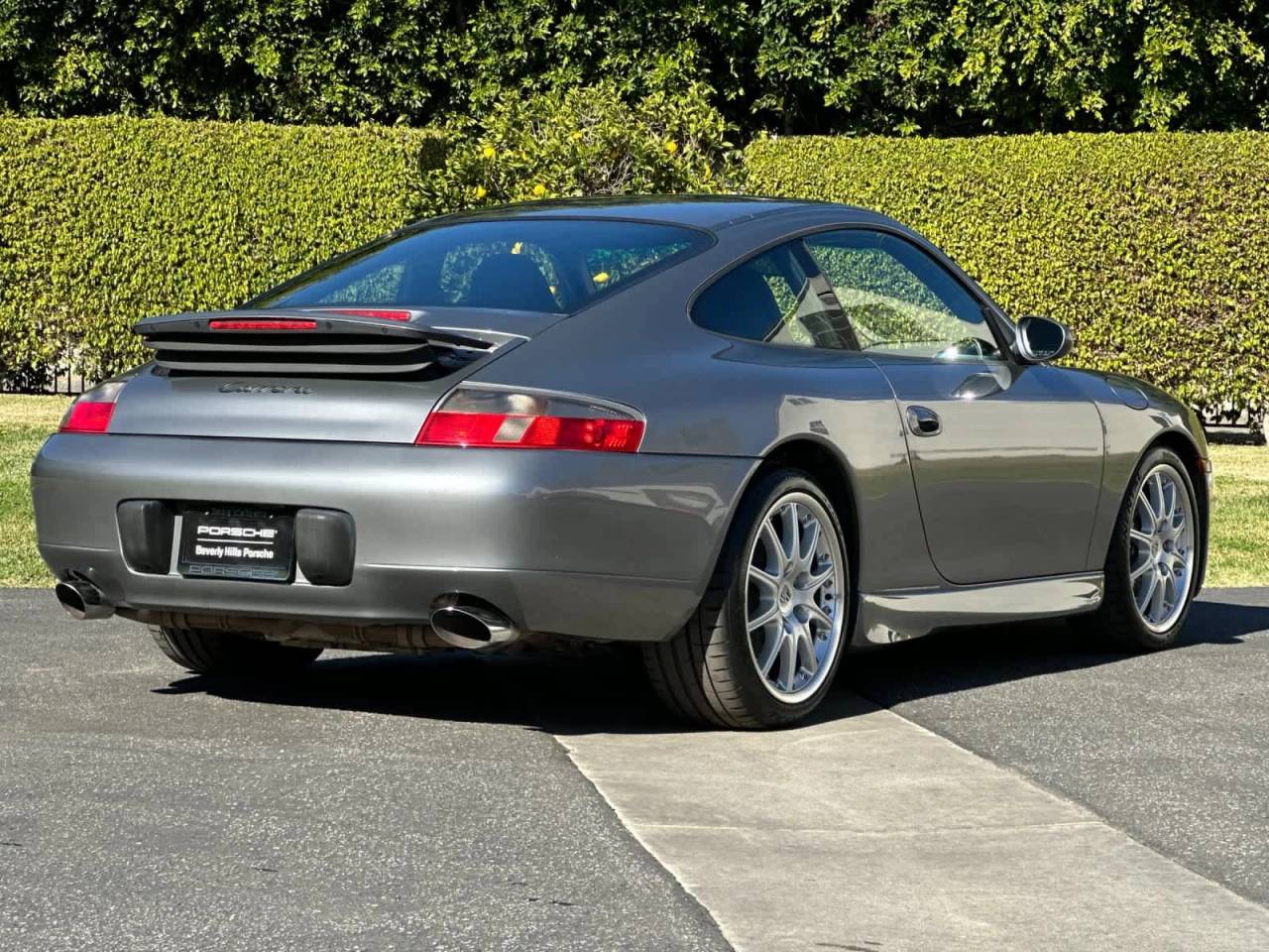 2001 Porsche 911 Carrera