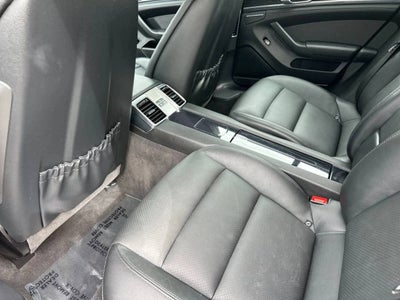2015 Porsche Panamera 4dr HB