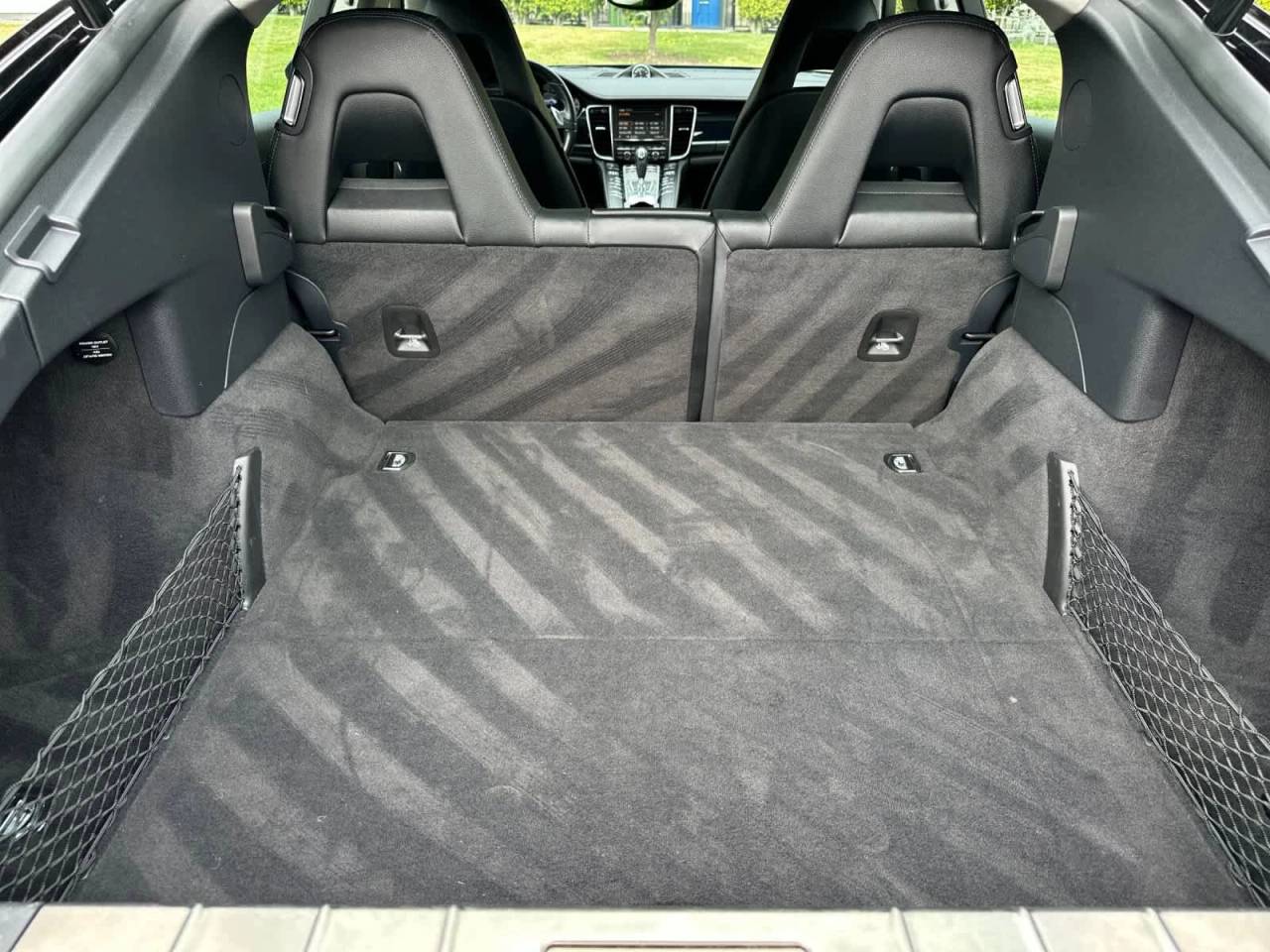 2015 Porsche Panamera 4dr HB