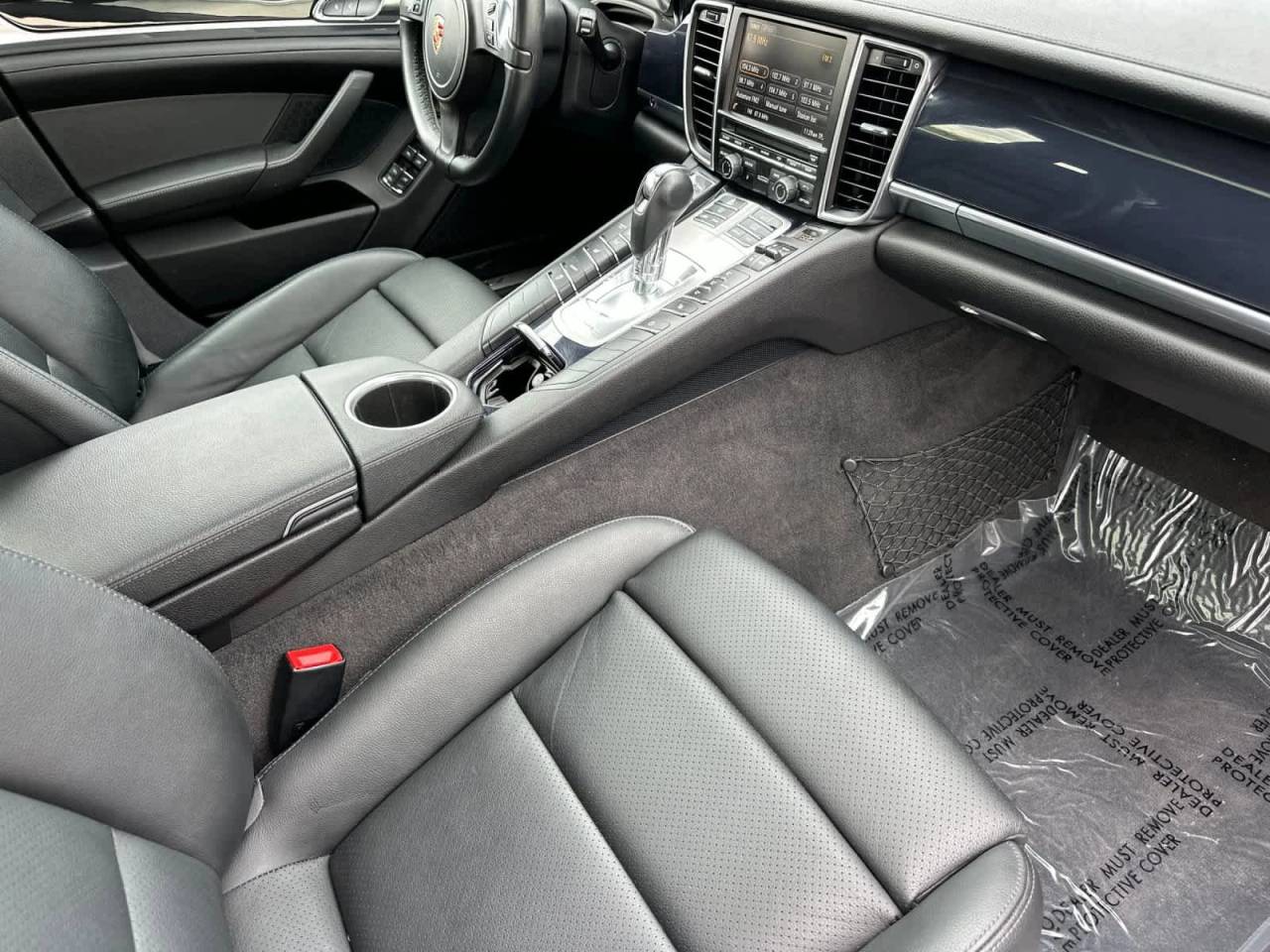 2015 Porsche Panamera 4dr HB