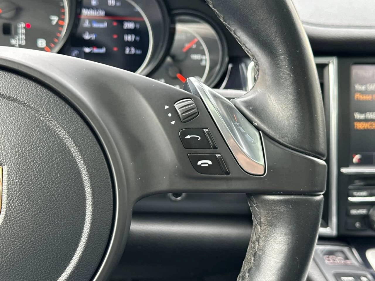 2015 Porsche Panamera 4dr HB