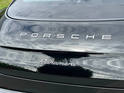 2015 Porsche Panamera 4dr HB