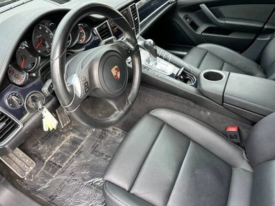 2015 Porsche Panamera 4dr HB