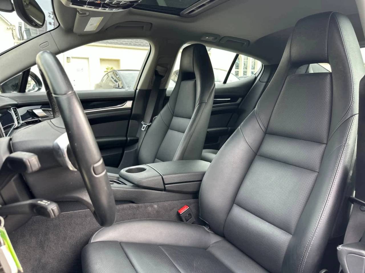 2015 Porsche Panamera 4dr HB