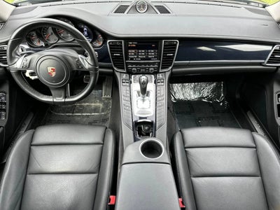 2015 Porsche Panamera 4dr HB