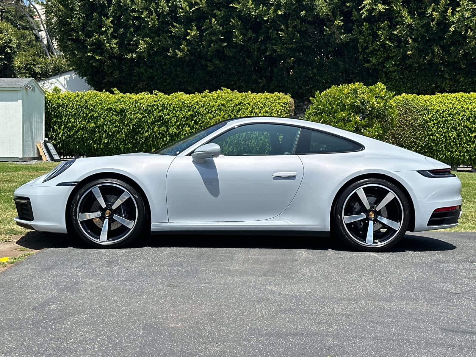 2024 Porsche 911 Carrera