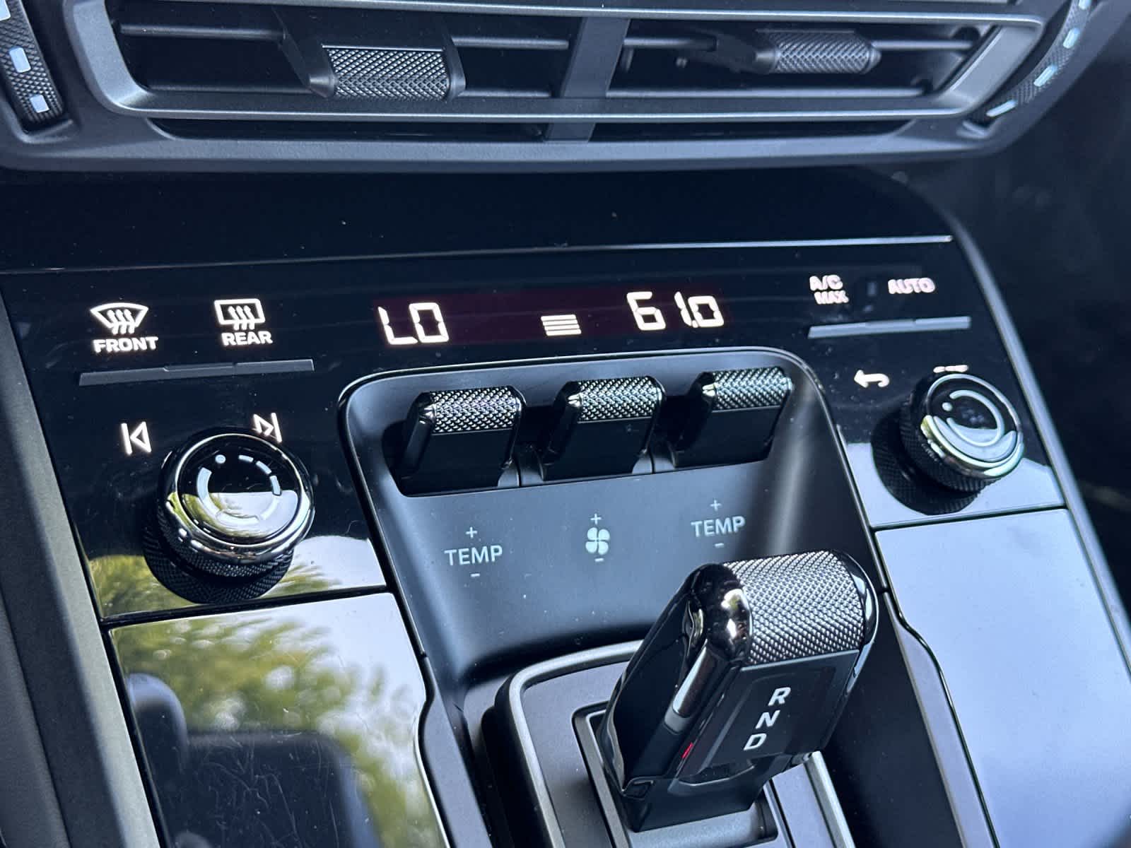 2024 Porsche 911 Carrera