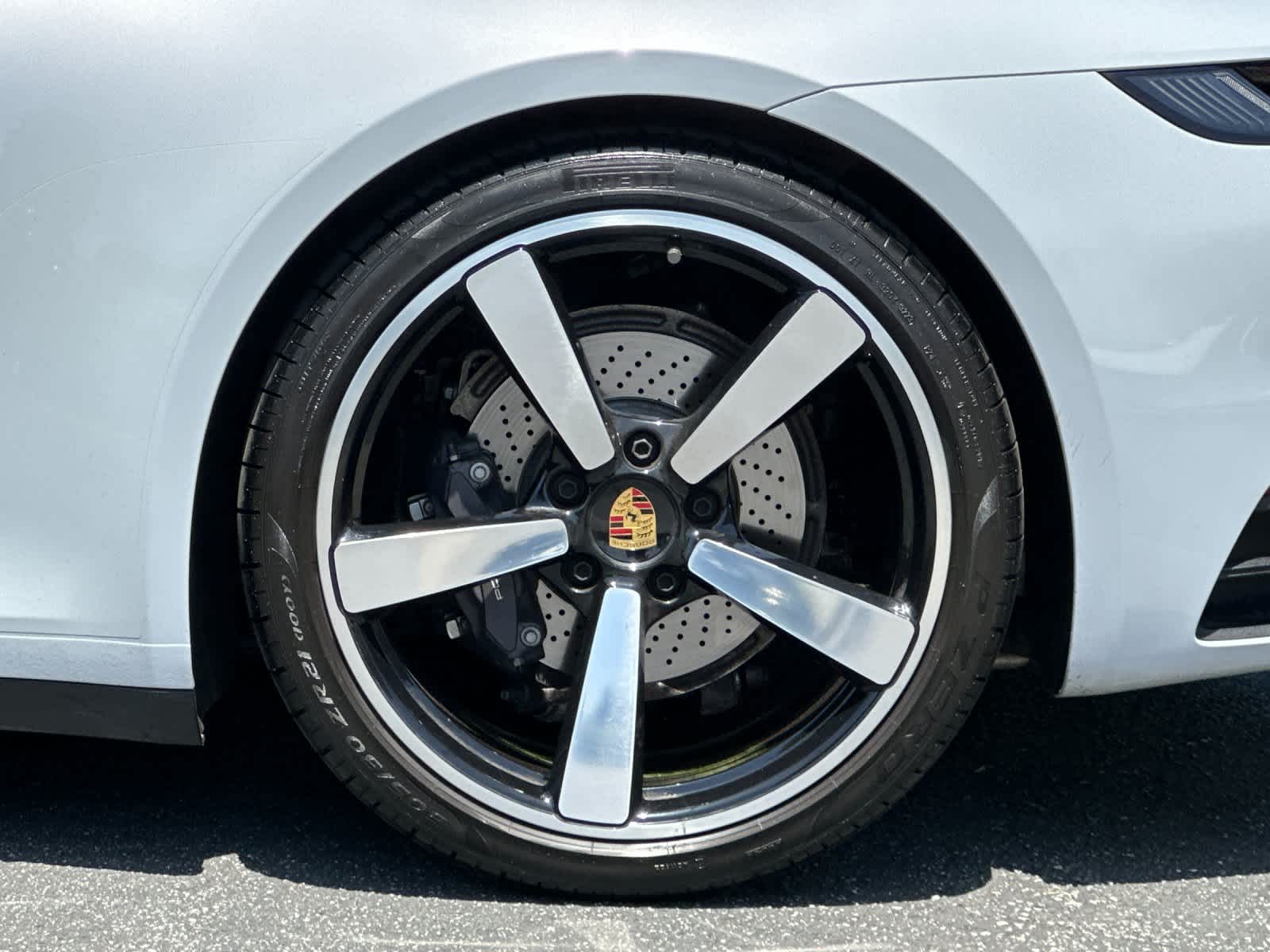 2024 Porsche 911 Carrera
