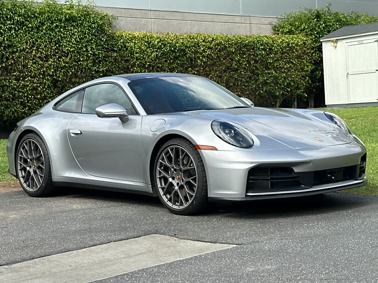 2025 Porsche 911 Carrera