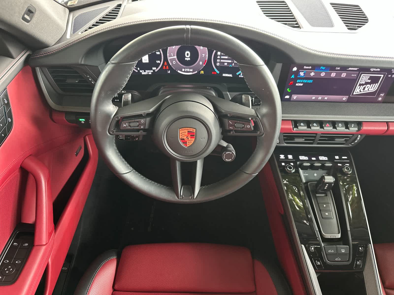 2025 Porsche 911 Carrera