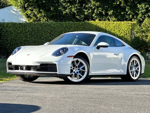 2025 Porsche 911 Carrera