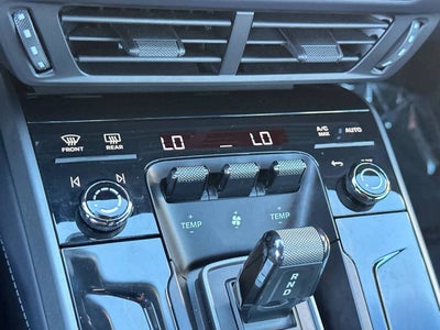 2025 Porsche 911 Carrera