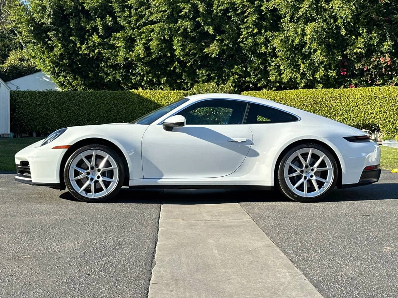 2025 Porsche 911 Carrera