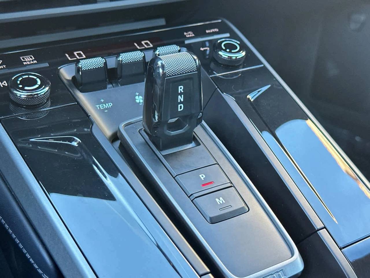 2025 Porsche 911 Carrera