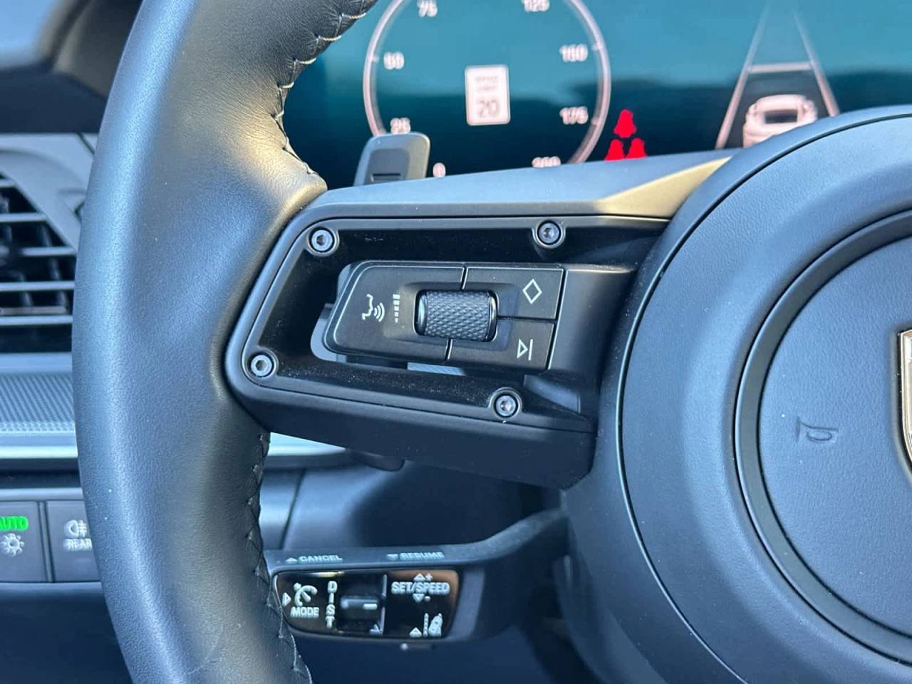 2025 Porsche 911 Carrera