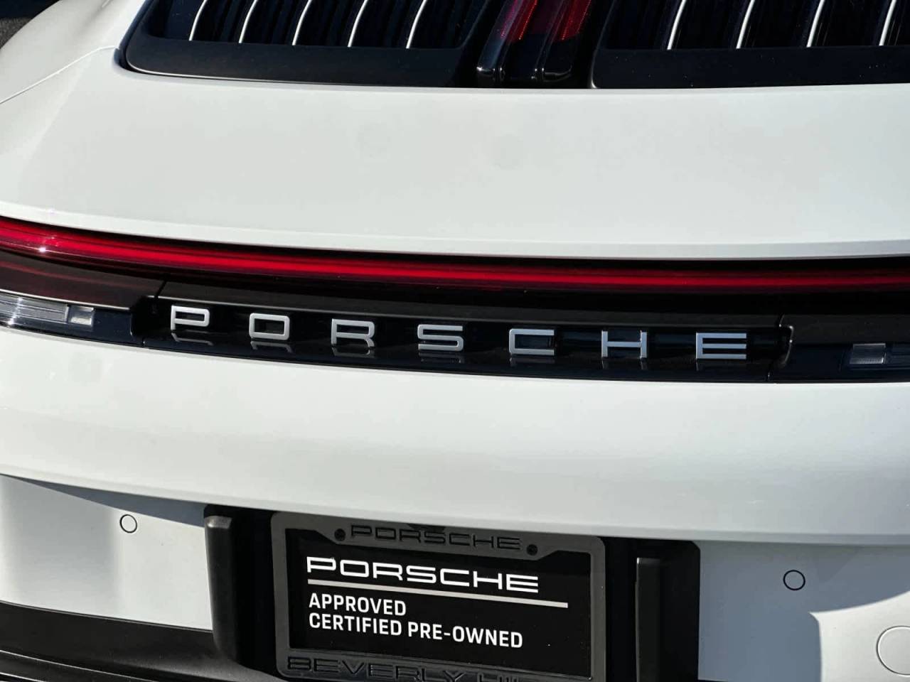 2025 Porsche 911 Carrera