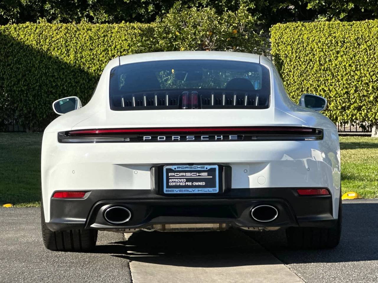 2025 Porsche 911 Carrera