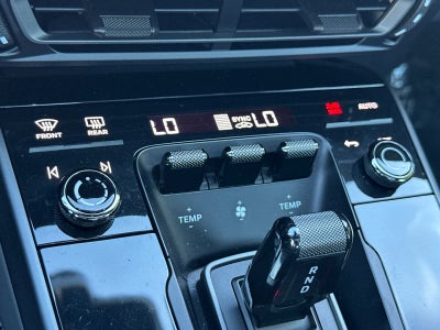 2020 Porsche 911 Carrera