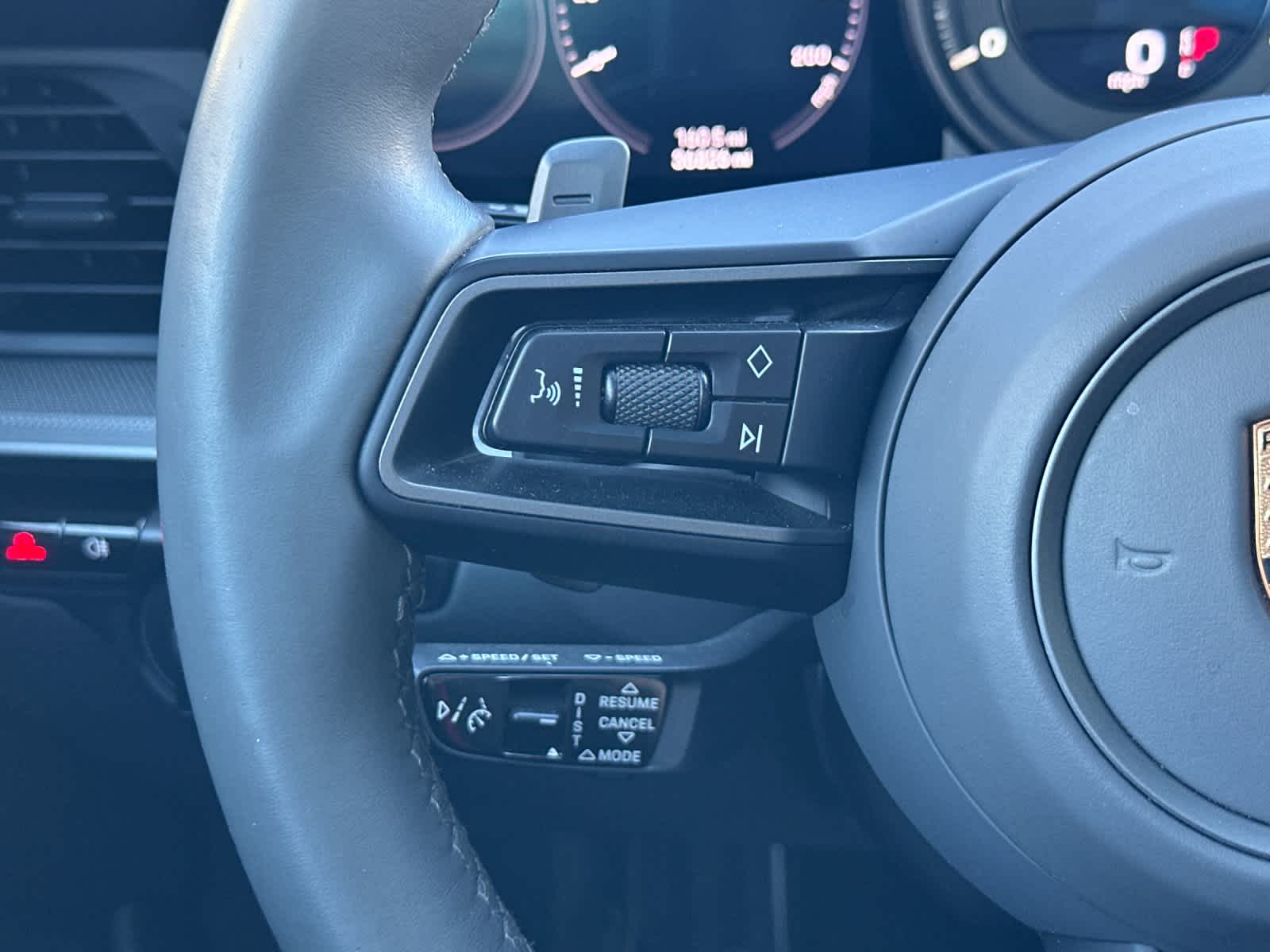 2020 Porsche 911 Carrera